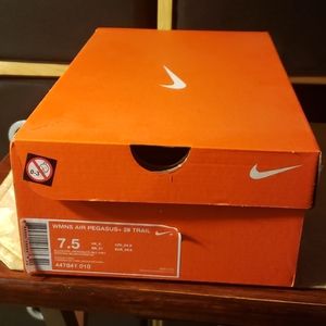 Nike Zoom Air Pegasus 28 Trail